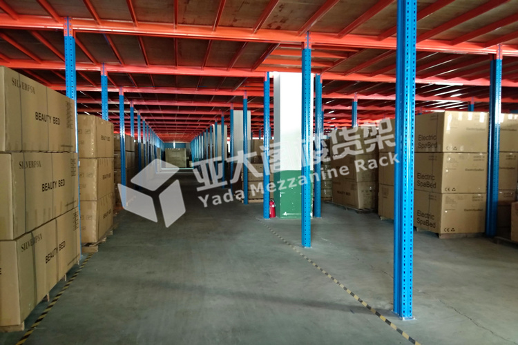 廣州貨架廠倉儲(chǔ)閣樓貨架有什么優(yōu)勢(shì)才能如此受歡迎？